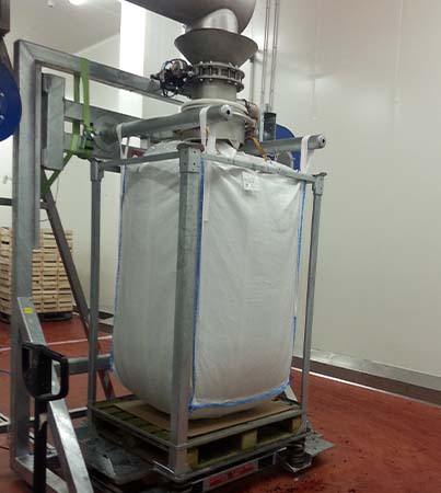 Bulk bag filling equipment for powders