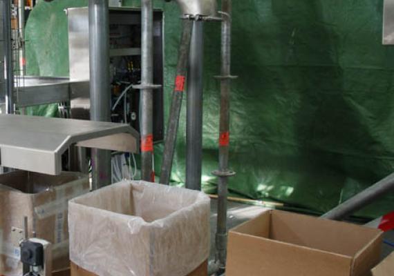 cardboard box filling bulk material handling