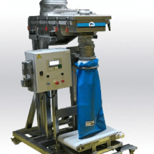 Industrial filler fed by a vibrating doser
