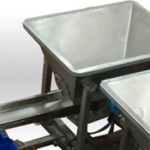 Vibrating feeder