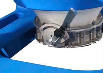 container butterfly vale Butterfly valve on polyethylene container - Bulk material and powder handling