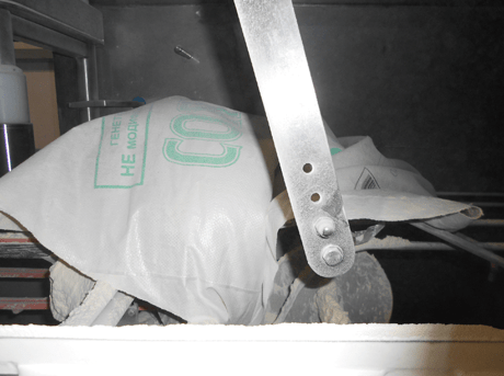 bulk materials automatic sack opening conveyor