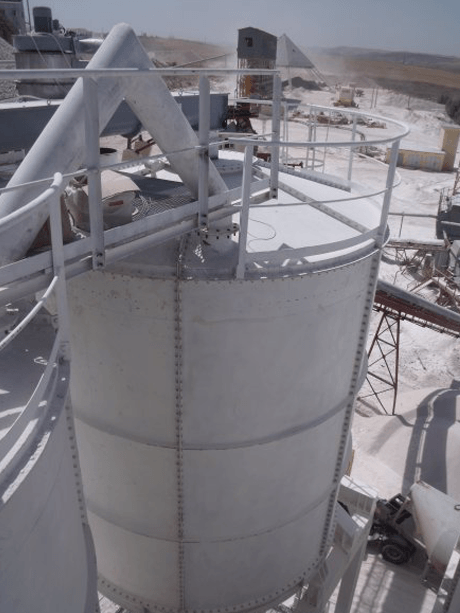bulk material storage silo