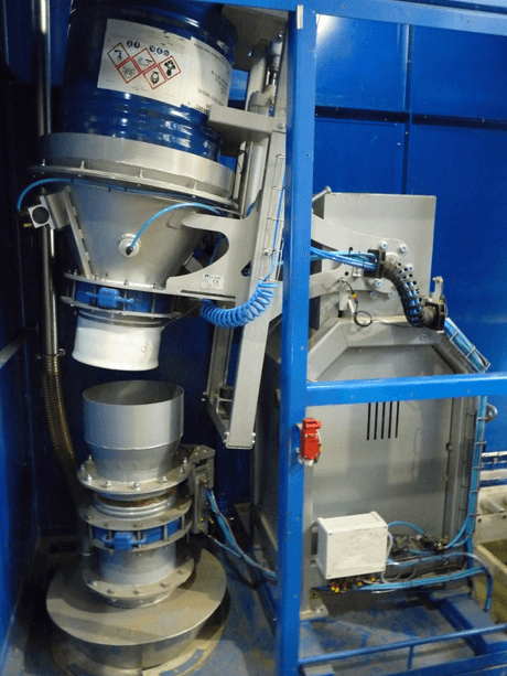 dumping of bulk materials from drums palamatic process