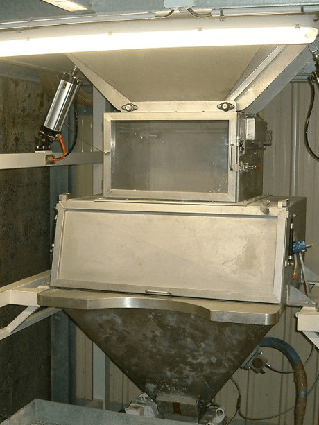 fibc unloader unlacing cabinet