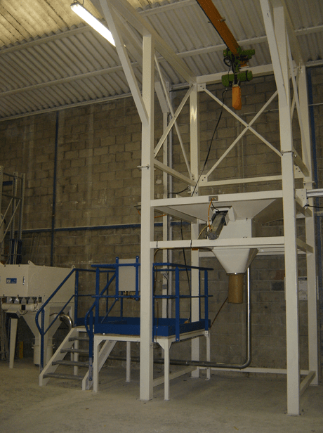 platform on big bag discharging