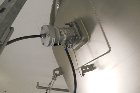 pneumatic hammer bulk flow