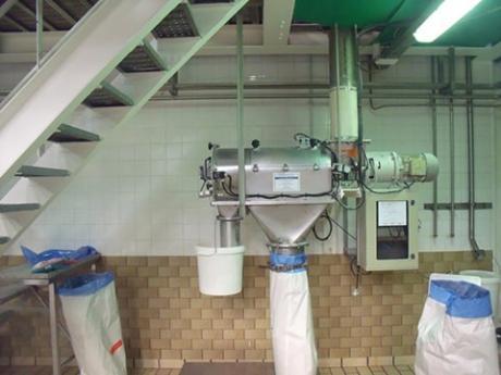 Tamis centrifuge sur process alimentaire 