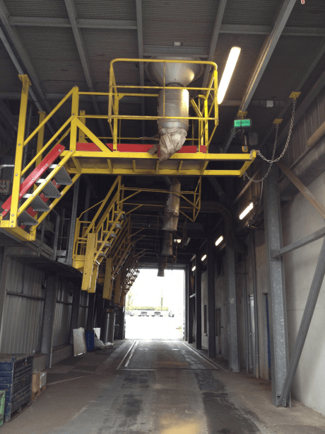 truck loading spout big bag filling