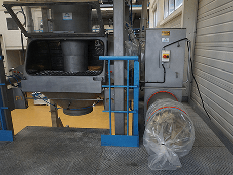Sack compactor palamatic process
