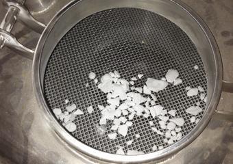 vibratory screener inspection hatch 2 Vibratory sifter inspection hatch - Bulk material and powder handling