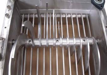 Automatic sack discharging - Bulk material and powder handling